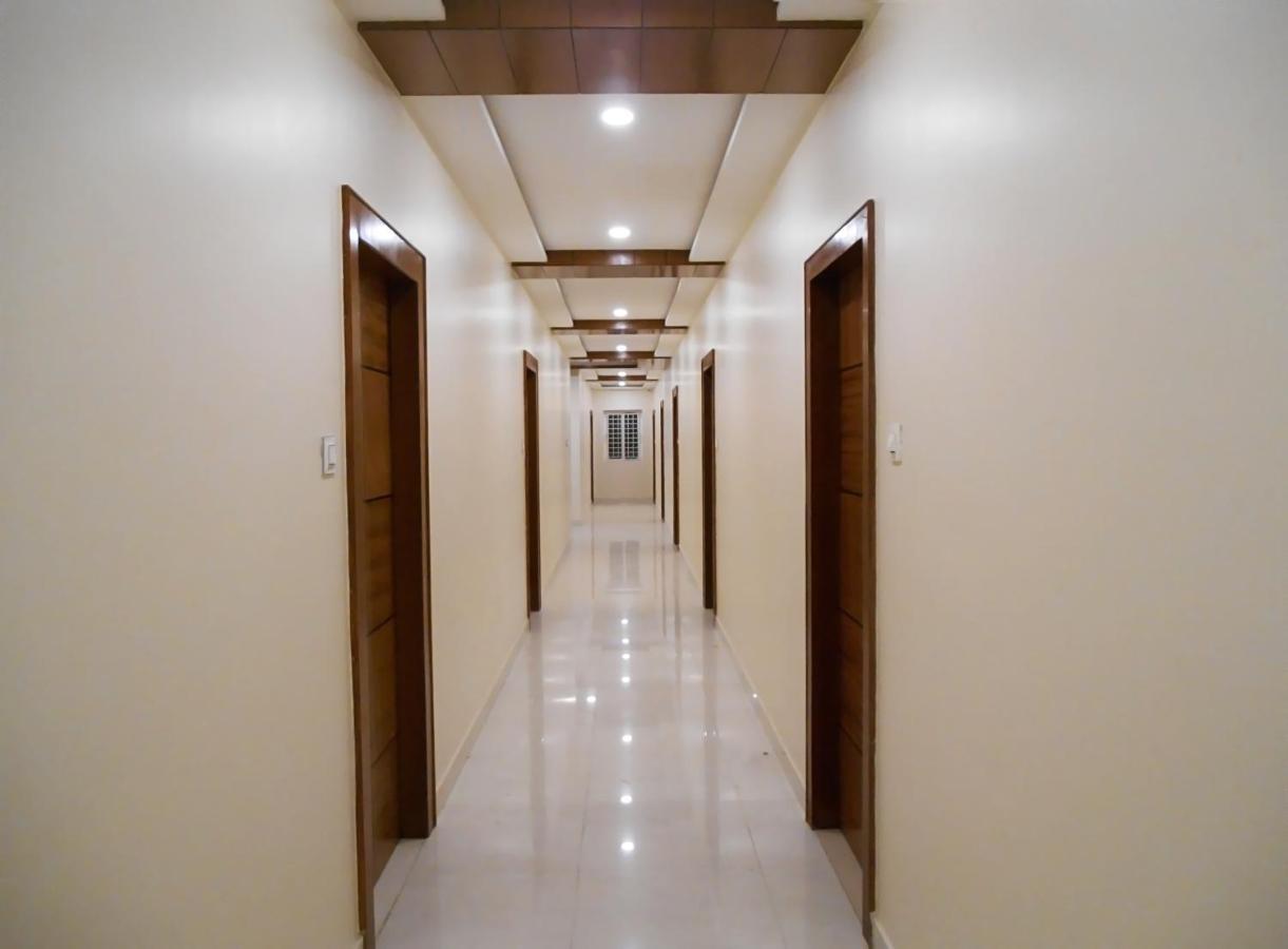 The Grand Coral Hotel Bangalore Buitenkant foto